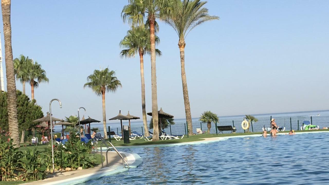 Mi Capricho A16 Beachfront Apartment Sitio de Calahonda Luaran gambar